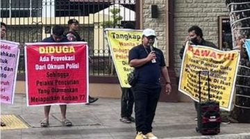 Korban Pencurian Yang Dilapor Balik Oleh Pelaku Pencurian di Medan Lakukan Aksi Demo di Kantor Mabes Polri Minta Kapolri Bertindak Tegas